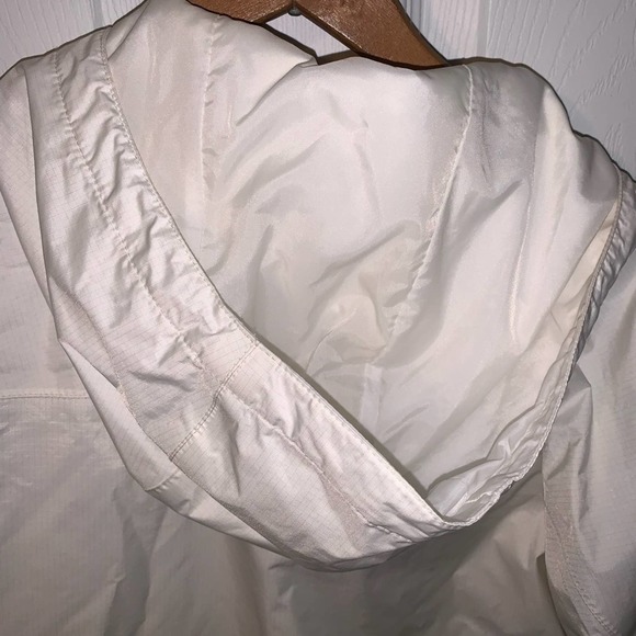 Nike ACG womens white zip up performance jacket size L - Picture 8 of 8
